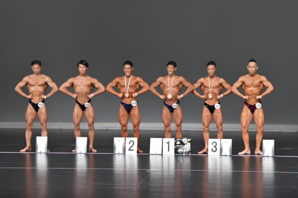 2025-08-31中四国クラス別男子ボディビル70kg以下級表彰