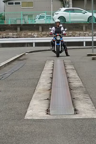 2025-12-08バイク免許一本橋