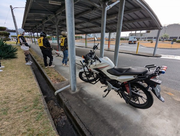 2025-12-27バイク卒検02
